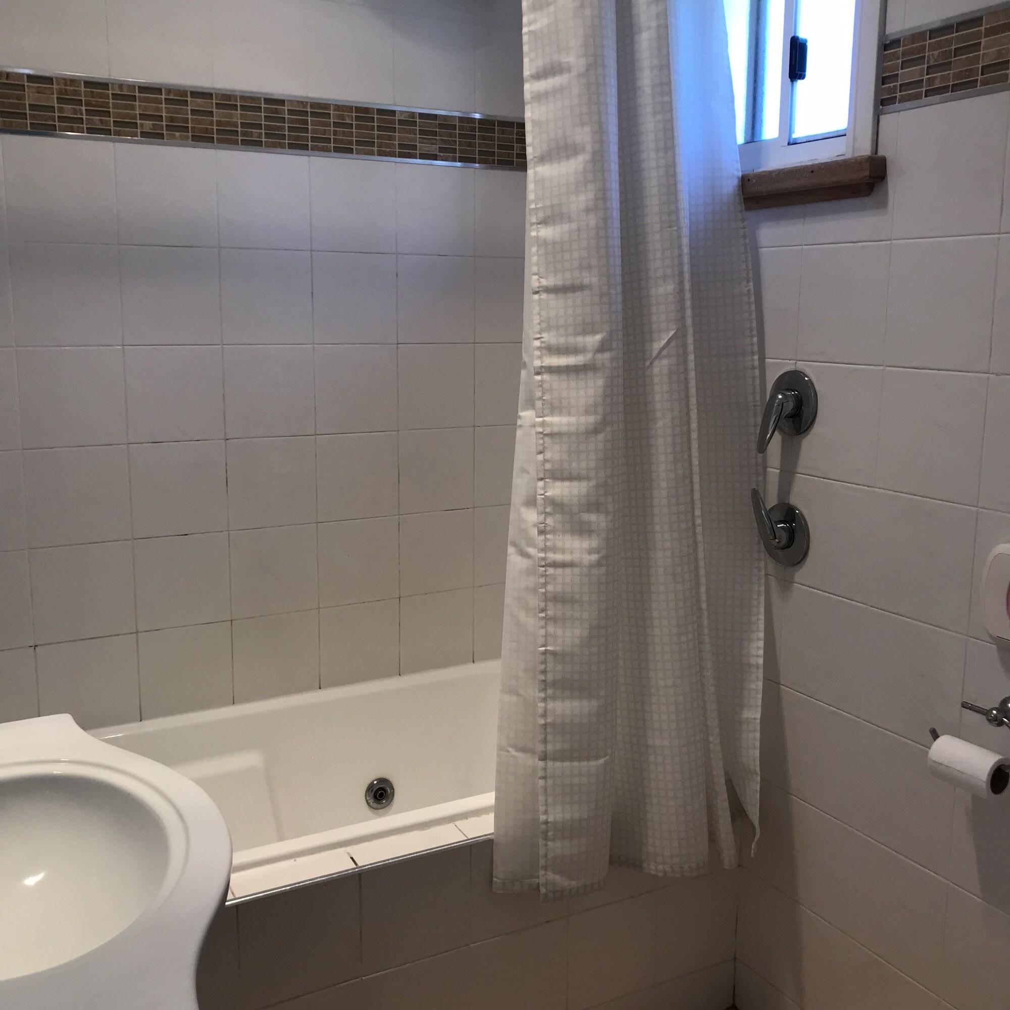 The Outback 3* Broken Hill