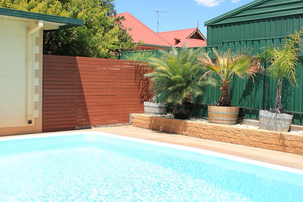 The Outback 3* Broken Hill