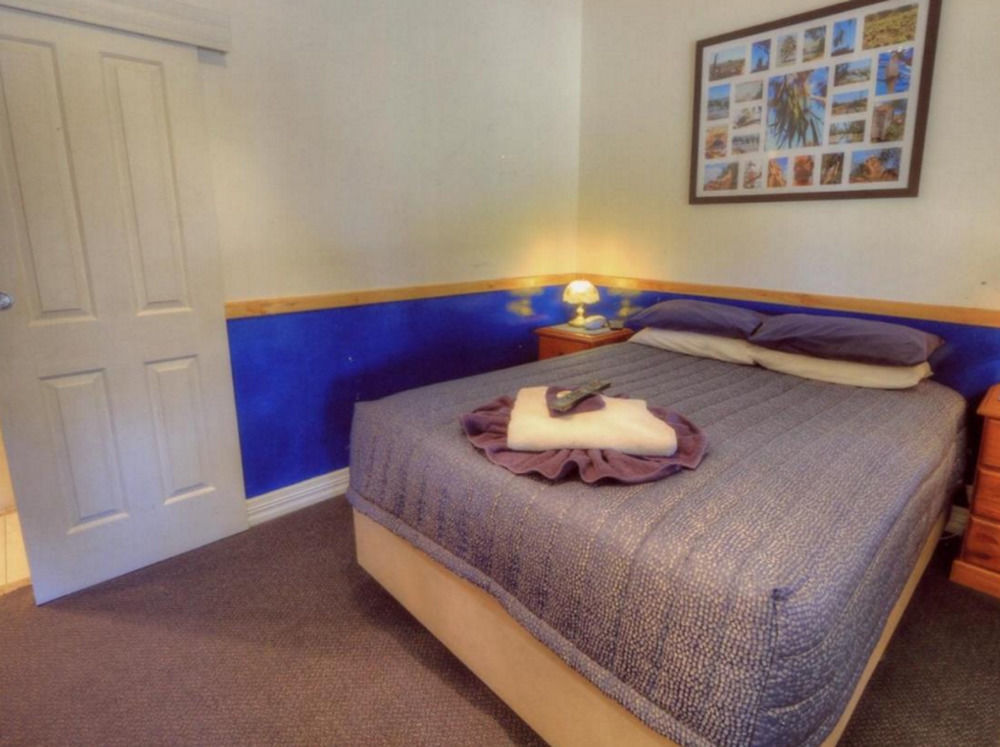 The Outback Motel
