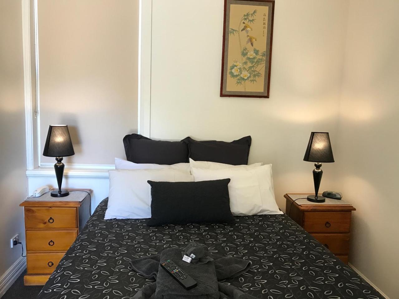 The Outback Motel 3*